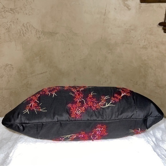 Black Monya purse/bag/tote. Excellent condition. - Picture 8 of 11